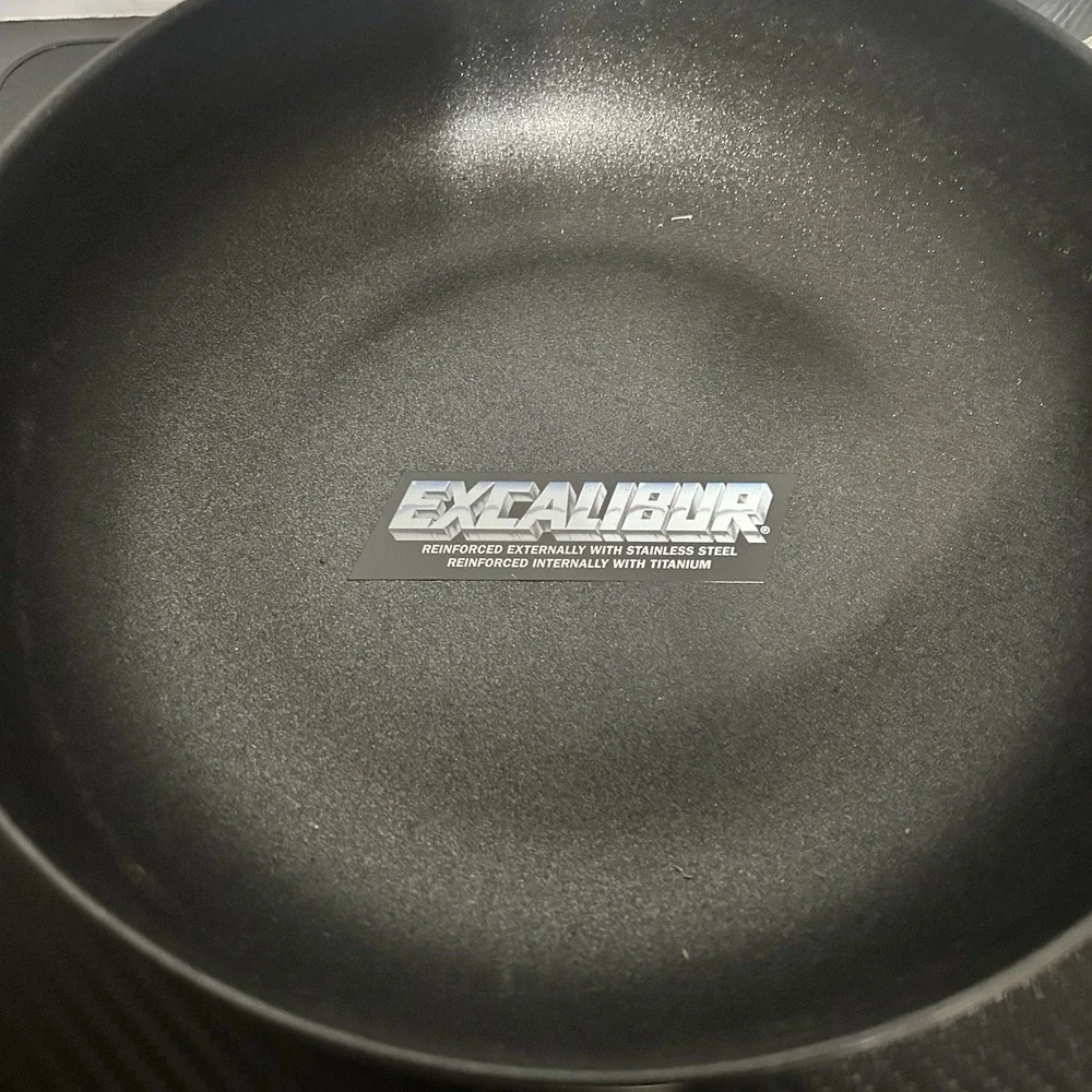 Ultrex 2/3 Quart Sauce Pan With Lid 18/10 Stainless Steel Non Stick Pan NEW - Picture 6 of 6